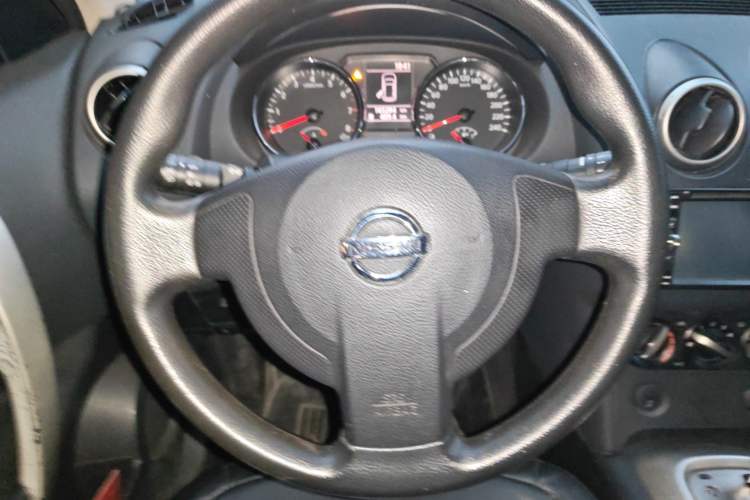 Used Nissan Qashqai 2010 20S Fire CVT 2WD