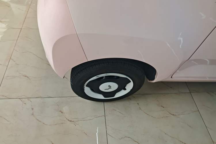 Used Wuling Hongguang MINIEV 2021 Macaron Premium Model – Lithium Iron Phosphate