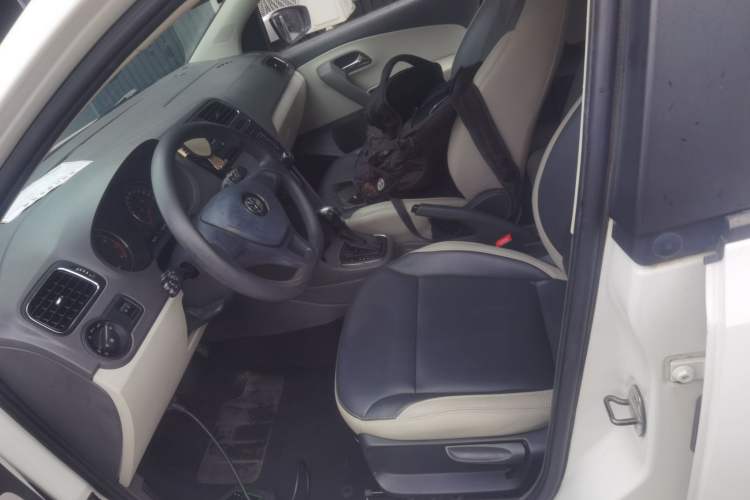 Used Volkswagen Polo 2014 1.4L Automatic Comfort Edition Left Front Seat