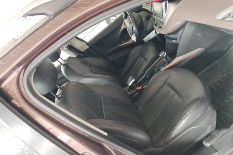 Used Peugeot 2008 2014 1.6L Automatic Navigation Edition Right Front Seat