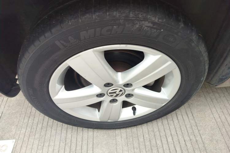 Used Volkswagen Touran 2015 1.4T Manual Comfort Edition 5-Seater
