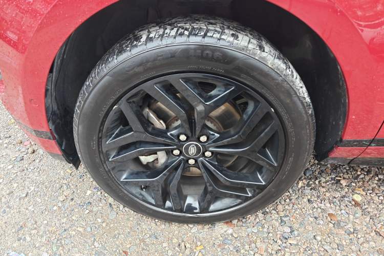 Used Land Rover Range Evoque 2020 249 PS R-DYNAMIC S Black Edition Sport Version
