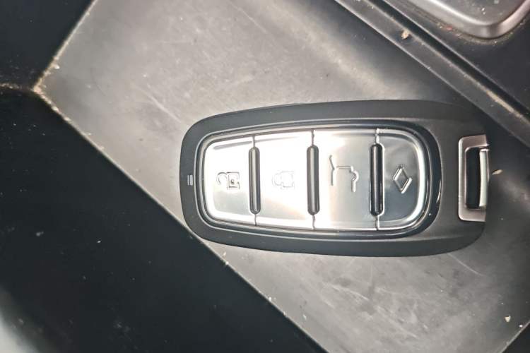 Used Dongfeng Aeolus E70 2023 PRO Smart Drive Edition Vehicle Key