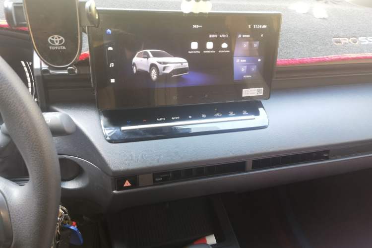 Used Toyota Corolla Cross 2026 Model 2.0L Pioneer Edition Audio And AC Panel