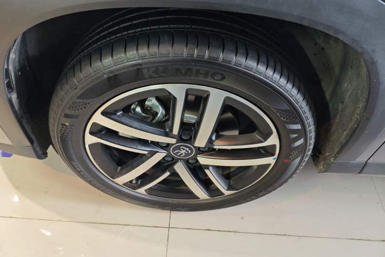 Used BYD Song L DM-i 2025 Intelligent Driving Version 112 km Beyond-Range Type