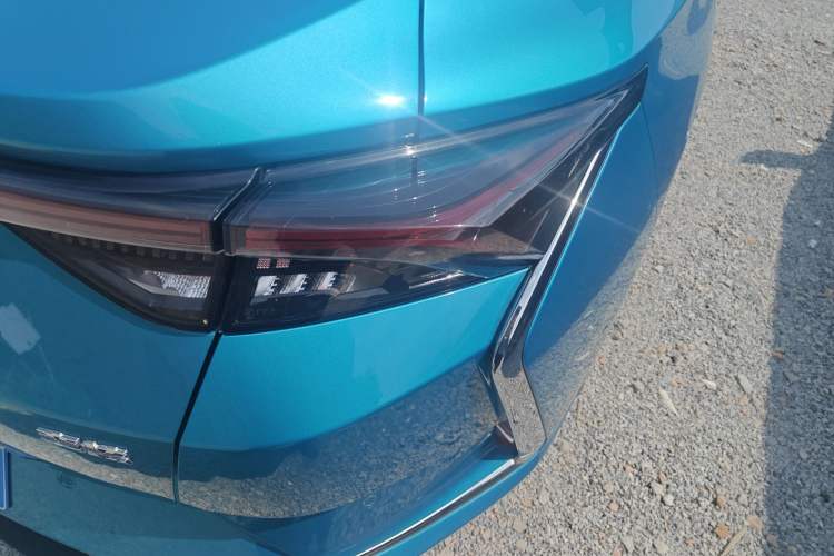 Used Dongfeng Aeolus Yixuan 2020 230T Automatic Advanced Edition
