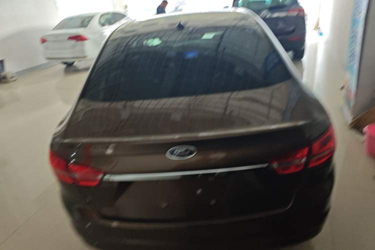 Used Ford Escort 2017 Happiness Edition 1.5L Automatic Fashion Version
