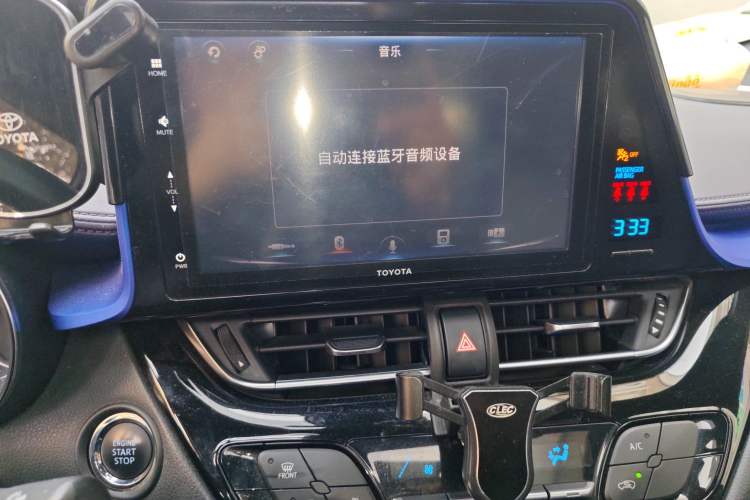 Used Toyota IZOA 2018 2.0L Yichi Version China VI Standard Audio And AC Panel