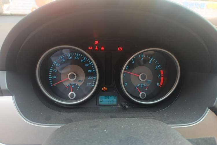 Used Buick Excelle 2013 1.5L Automatic Classic Model
