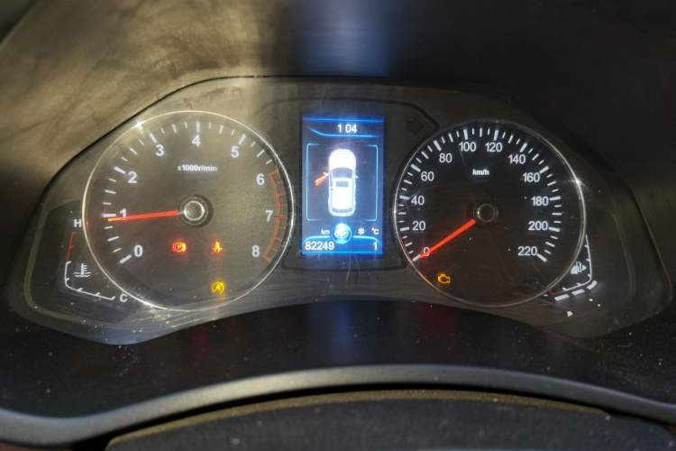 Used FAW Senya R7 2016 1.6L Manual Smart Version