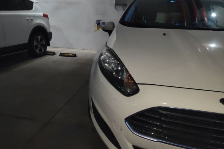 Used Ford Fiesta 2013 Hatchback 1.5L Manual Fashion Edition