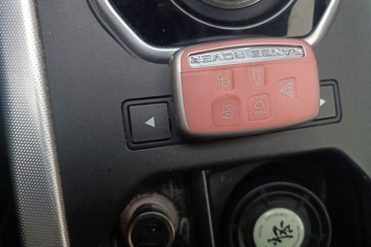 Used Land Rover Range Evoque 2014 2.0T 5-Door Ignite Edition
