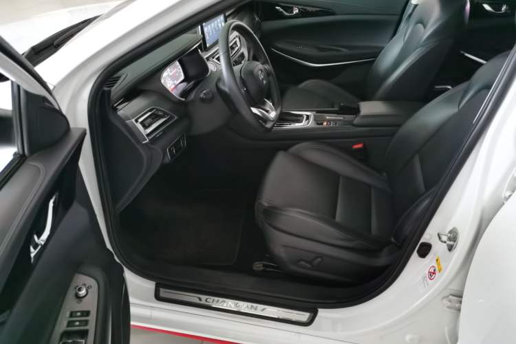 Used CHANGAN Ruicheng CC 2021 Blue Whale Edition 1.5T DCT Prestige Model
