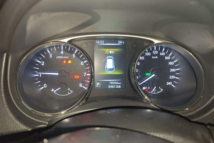 Used Nissan X-Trail 2014 2.0L CVT Comfort Edition 2WD Instrument Cluster