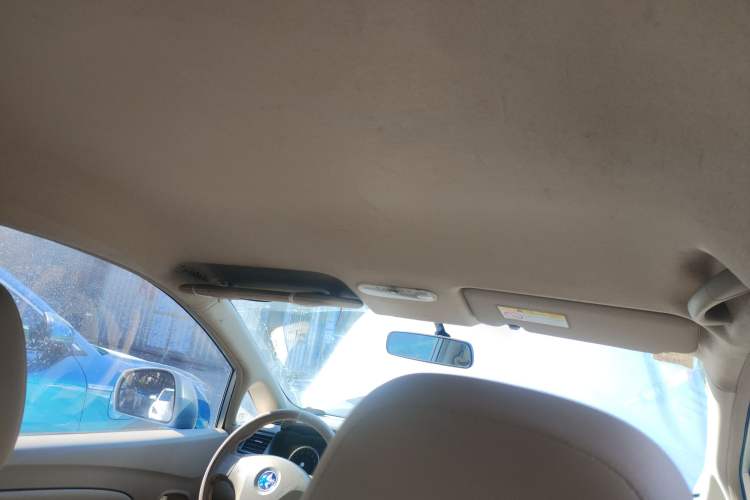 Used Venucia D50 2013 1.6L Automatic Fashion Edition
