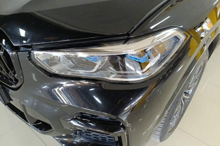 Used BMW X5 2022 Restyled xDrive 30Li Luxury Version M Sport Package