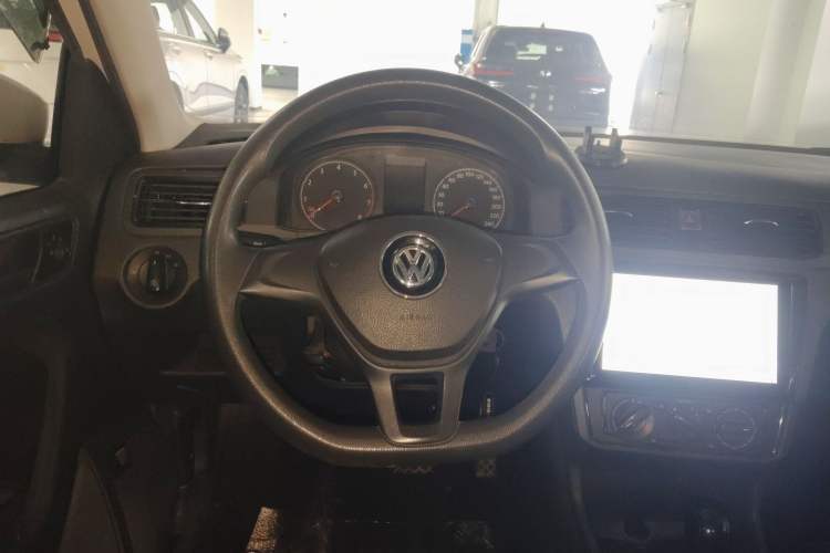 Used Volkswagen Santana 2018 1.5L Automatic Fashion Edition
