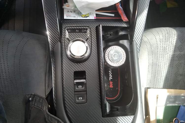 Used Haval H6 2024 1.5T Two-Wheel-Drive Classic Edition Gear Lever