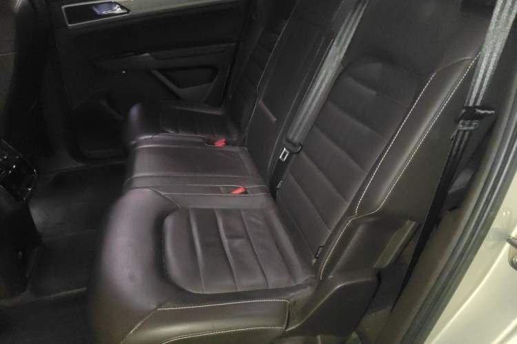 Used Volkswagen Teramont 2017 330TSI Two-Wheel-Drive Luxury Edition