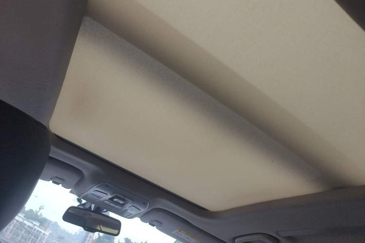 Used Geely Auto Emgrand GT 2016 1.8T Zunya Model Headliner