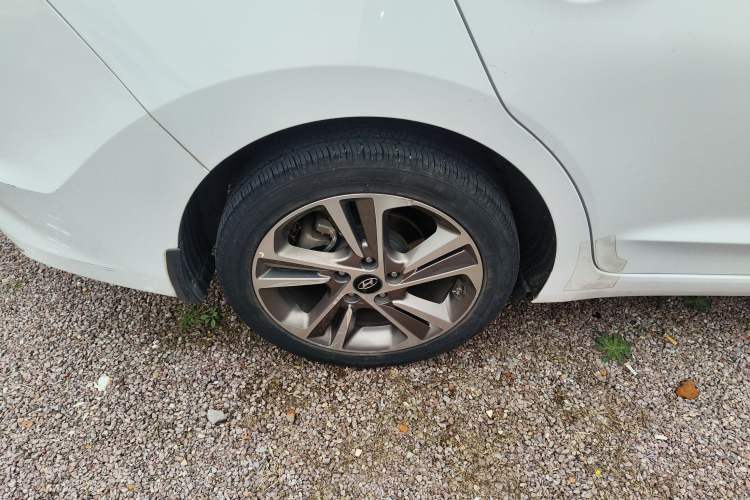 Used Hyundai Elantra (6th Generation / Lingdong) 2016 1.6L Automatic ZhiXuan – Elite Version