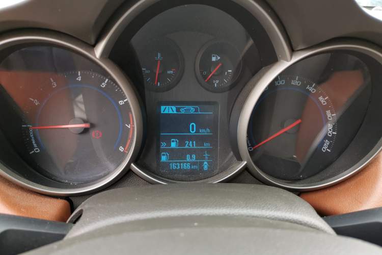 Used Chevrolet Cruze 2015 1.5L Classic SE MT
