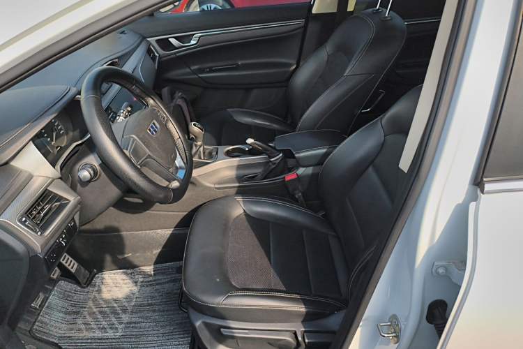 Used Geely Auto Emgrand GS 2016 Sports Edition 1.8L Manual LingShang Model Left Front Seat