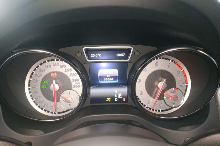 Used Mercedes-Benz GLA 2016 GLA 220 4MATIC Luxury Model