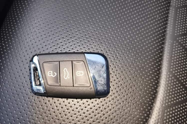 Used Volkswagen FAW-Volkswagen CC 2023 Hunting Vehicle 380TSI Hunter's Heart Edition