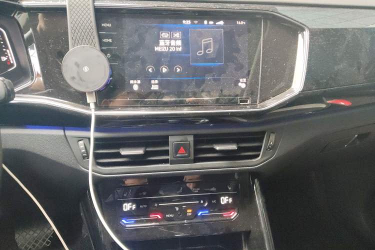 Used Volkswagen Tayron GTE Plug-in Hybrid 2020 1.4T Luxury Model Audio And AC Panel