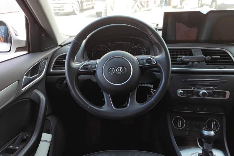 Used Audi Q3 2018 30 TFSI Fashion Edition Collector's Version
