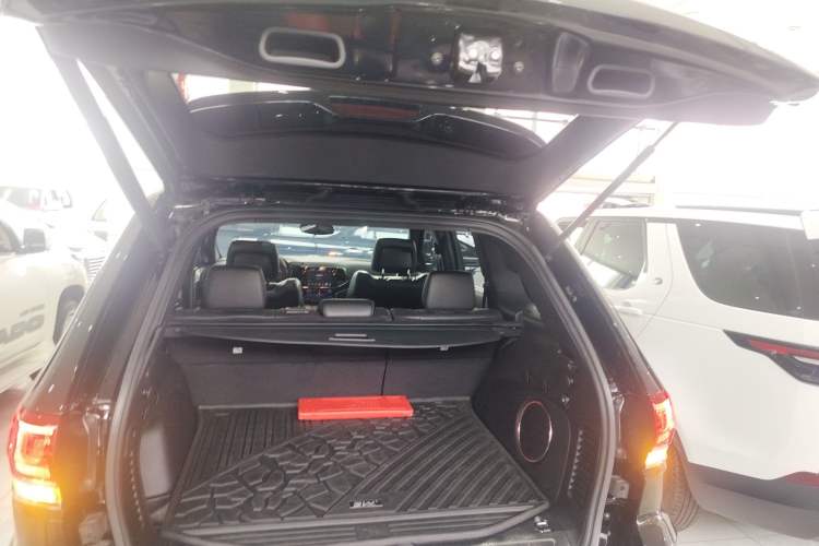 Used Jeep Grand Cherokee 2020 3.0L Elite Navigation Edition Trunk