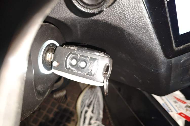 Used Dongfeng Fengon 580 2017 1.8L Manual Comfort Model
