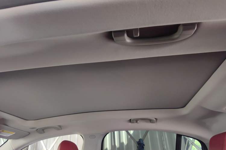 Used Alfa Romeo Stelvio 2017 2.0T 200HP Luxury Edition Headliner