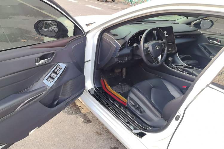 Used Toyota Avalon 2022 2.0L Luxury Edition
