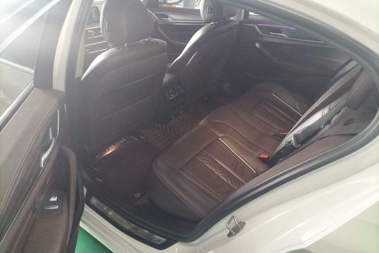 Used BMW 5 Series New Energy 2020 Mileage Upgrade Version 530Le Luxury Package