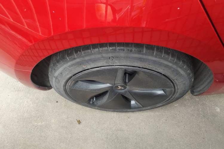 Used Tesla Model 3 2020 Standard Range Rear-Wheel Drive Upgraded Version Right Rear Wheel Hub