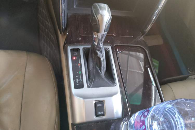 Used Toyota Reiz 2012 2.5V Fengdu Elite Stylish Edition Gear Lever