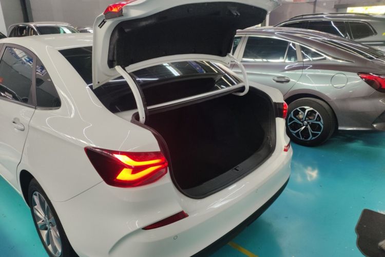 Used Chevrolet Monza 2020 320 Automatic Enjoyment Edition