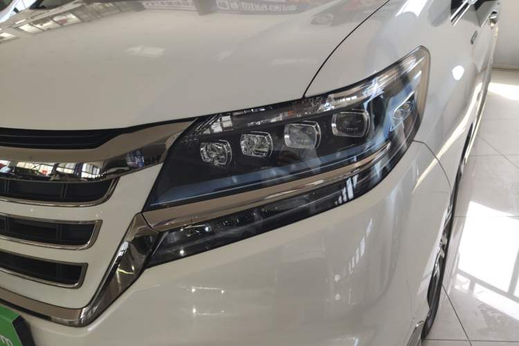 Used Honda Elysion 2019 2.0L Hybrid Luxury Edition Left Front Headlight