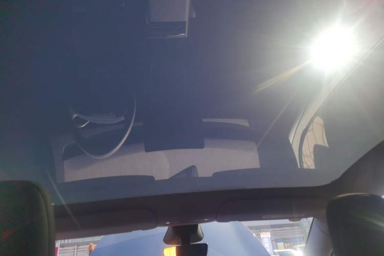 Used Tesla Model Y 2025 Long-Range All-Wheel Drive First Edition