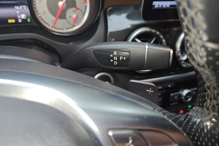 Used Mercedes-Benz CLA 2014 CLA 260 4MATIC Gear Lever