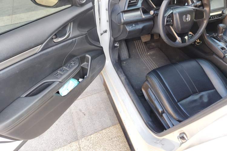 Used Honda Civic 2021 HATCHBACK 220TURBO CVT New Trendsetter