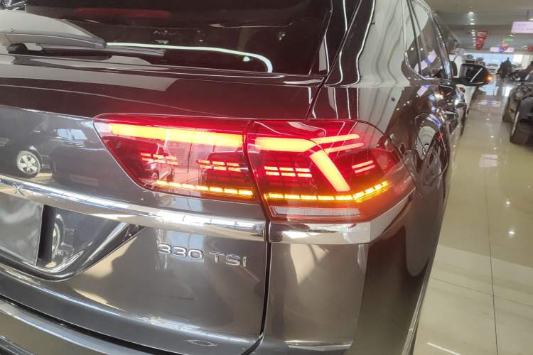 Used Volkswagen Teramont X 2021 330TSI Two-Wheel-Drive Luxury Edition