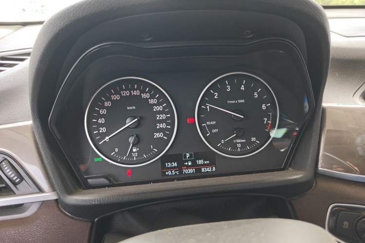 Used BMW X1 2016 sDrive20Li Luxury Model
