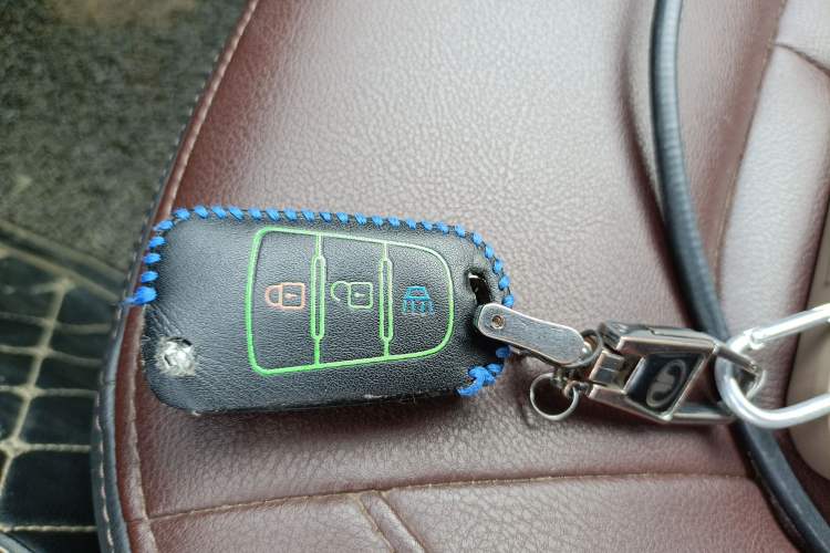 Used Great Wall Wingle 5 2020 2.4L Gasoline Two-Wheel Drive Value Edition Big Double Cab China VI Standard 4K22D4M Vehicle Key