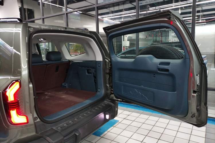 Used Deepal G318 2024 Two-Wheel Drive Air Suspension Version