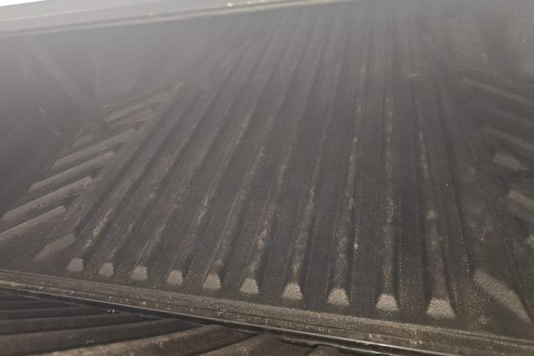 Used Nissan Navara 2017 2.5L Automatic 2WD Luxury Edition QR25