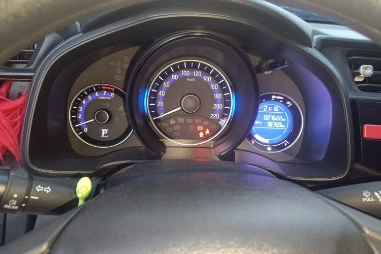 Used Honda Fit 2016 1.5L LXS CVT Comfort Sunroof Version
