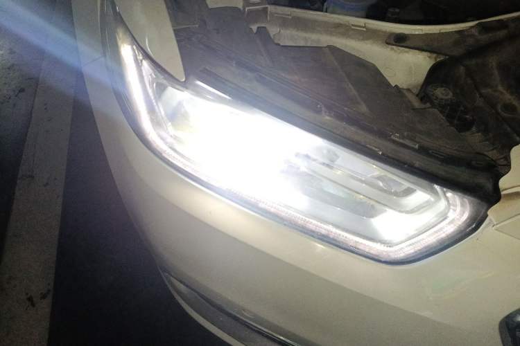 Used Ford Taurus 2015 EcoBoost 245 Luxury Model